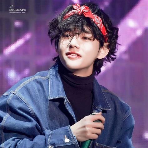 Sᴘʀɪɴɢ on Twitter Curly hair styles Kim taehyung Taehyung