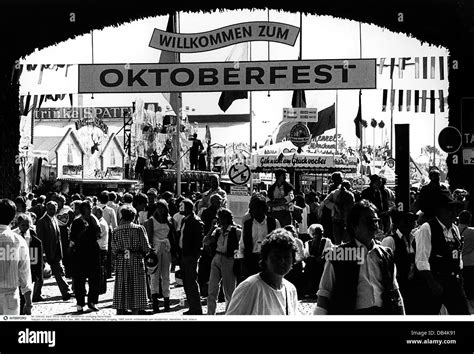 Bienvenido Al Oktoberfest Fotos E Imágenes De Stock Alamy