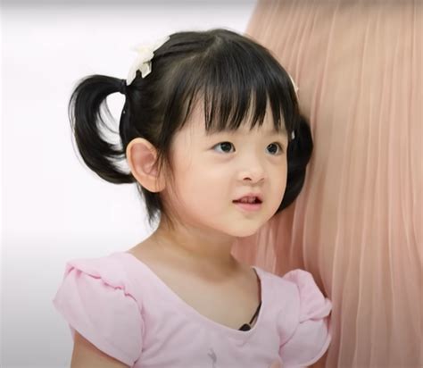 Những nhóc tỳ gây bão sóng truyền hình 2022 Chị em hot girl Tây Hồ nổi nhất MXH