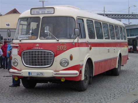 Igor Sergeev adlı kullanıcının BUS body KAROSA CZ SK 1948