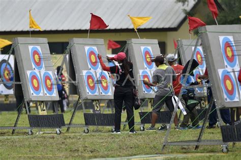 Latihan Panahan Pon Xix Jabar Antara Foto