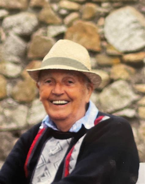 Frank Simons — Massey Bros Funeral Homes