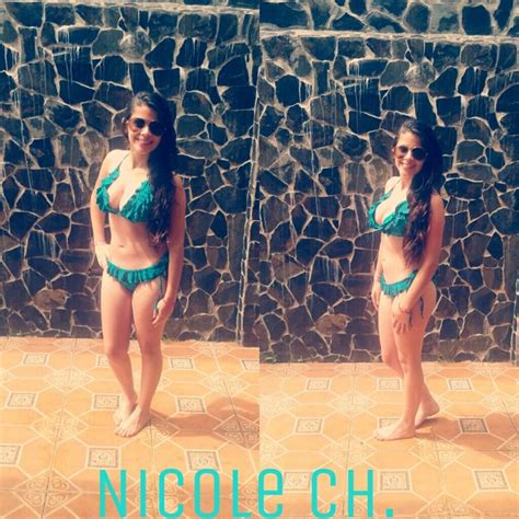 6 Hot Sexy Nicole Chacon Bikini Pics