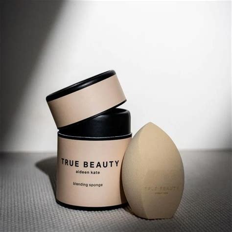 TRUE BEAUTY BLENDING SPONGE NUDE CH Tralee Ireland