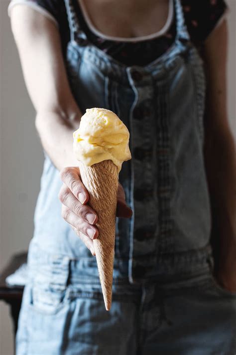 Helado De Mango Y Yogur Cremoso