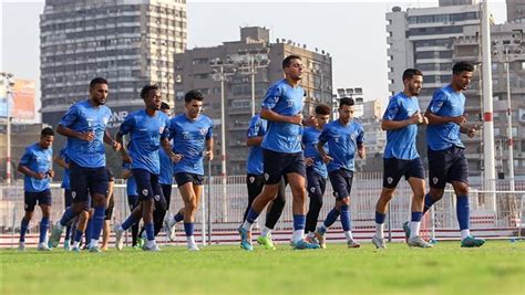 الجمعة الزمالك يدخل معسكرا مغلقا في برج العرب استعدادا لمواجهة المصري