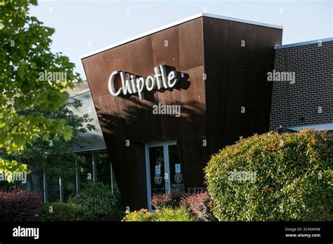 Chipotle Logo Hi Res Stock Photography And Images Alamy