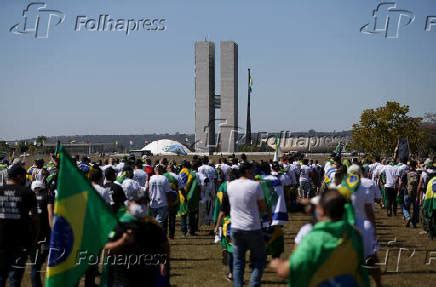 Folhapress Fotos Manifestante Em Ato Pr Armas Na Esplanada Dos