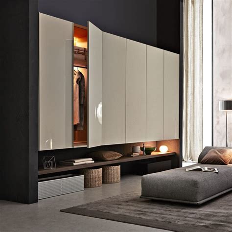 Дизайнерский шкаф для спальни AERO BOOKCASE