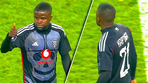 Lesedi Kapinga Makes Orlando Pirates Debut Against Ex Employers Lesedi