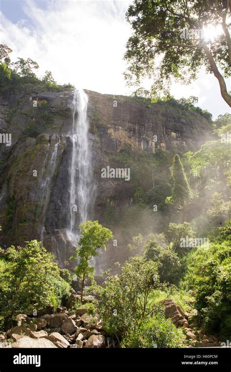 Diyaluma Falls 220m High Koslanda Near Wellaweya Sri Lanka Stock