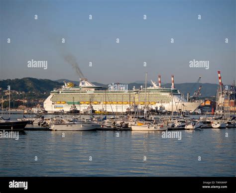 LA SPEZIA, ITALY JUNE 21, 2019: Beautiful evening, a cruise ship leaves ...