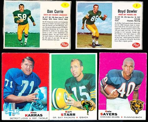 Lot Detail - Five Football Cards