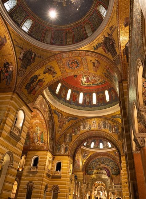 The Interior of the Cathedral Basilica of St. Louis with Mosaics ...