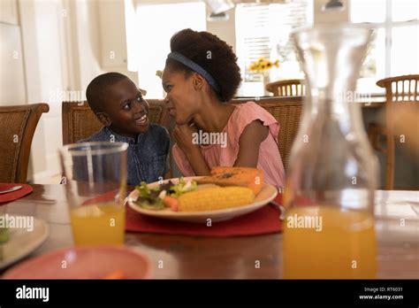 Real Siblings Hi Res Stock Photography And Images Alamy