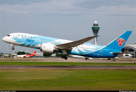 B 2736 China Southern Airlines Boeing 787 8 Dreamliner Photo By Li