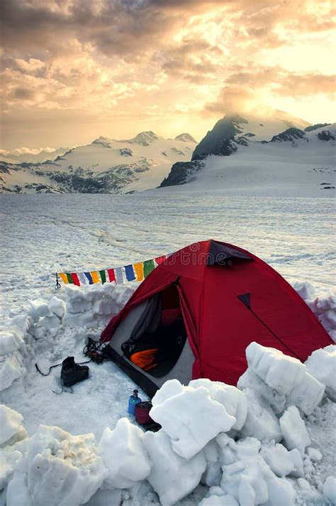 Mountain Tent Stock Image Image Of Color Mountaineering 31550575