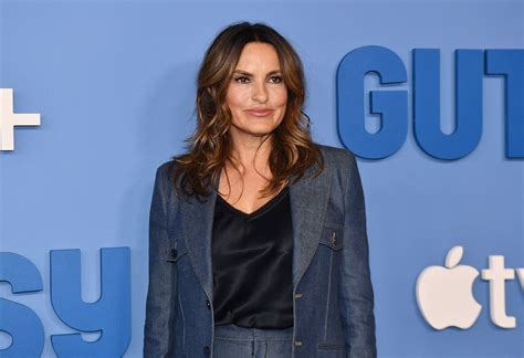 Law And Order Svu Fans Are Begging Mariska Hargitay To Be Careful