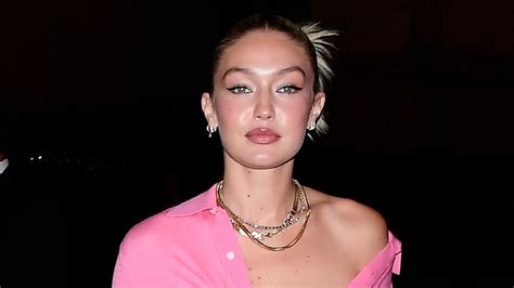 Corset Gigi Hadid Ne Jure Que Par Cette Tendance Star Des Ann Es