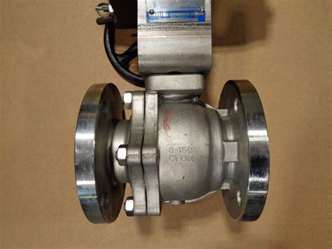 Flow Tek 3 150 CF8M 2 Pc Full Port Ball Valve W Hytork 280 Actuator