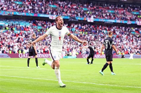 Harry Kane England celebrates goal v Germany Wembley Euro 2020 Images ...