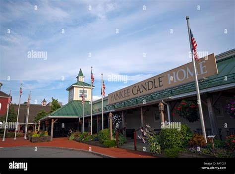 Yankee Candle South Deerfield Hi Res Stock Photography And Images Alamy