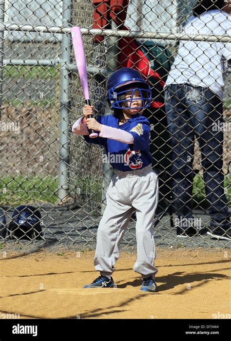 Little Girl Baseball Tee Ball Hi Res Stock Photography And Images Alamy