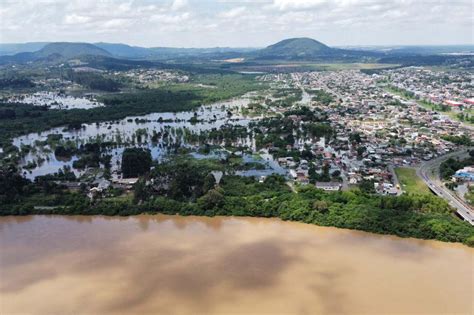 Novo Boletim Da Defesa Civil Aponta Mil N Mero De Pessoas Afetadas