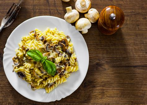 Pasta Funghi E Panna Ricetta Semplice E Veloce Sempliceveloce Hot Sex