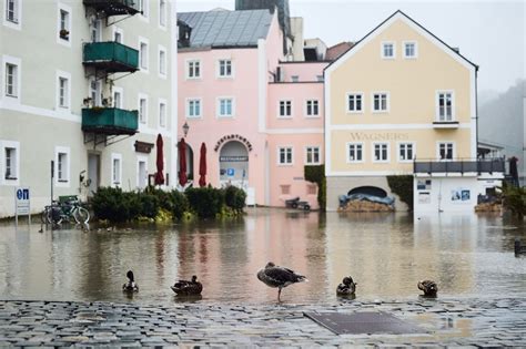 Bayern Hochwasserlage Entspannt Sich Weiter