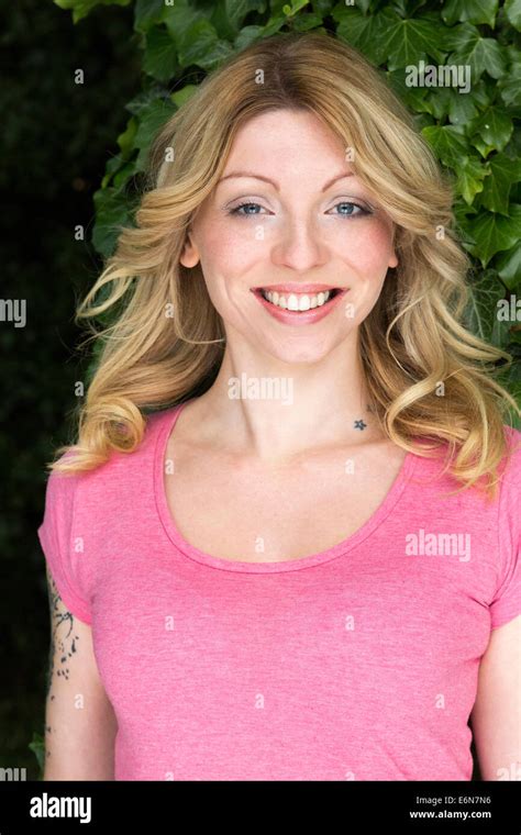 Woman Smiling Portrait Hi Res Stock Photography And Images Alamy