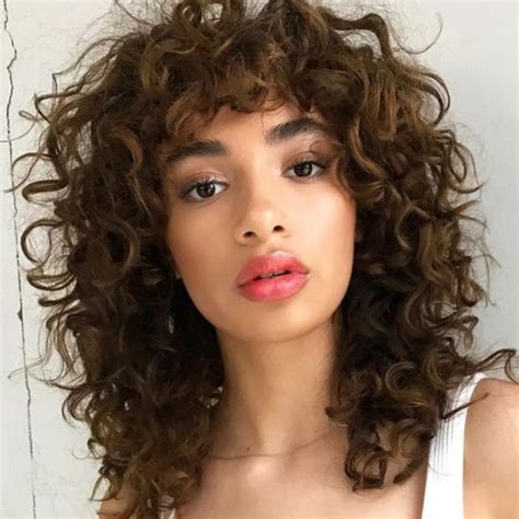 10 Tendencias Para Cabello Rizado Que No Son Las De Siempre Haircuts For Curly Hair Curly