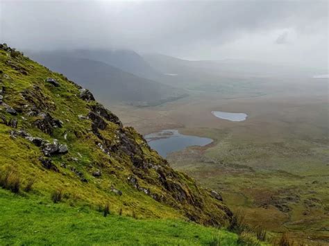 Awesome Reasons To Visit The Dingle Peninsula Ireland Roaming