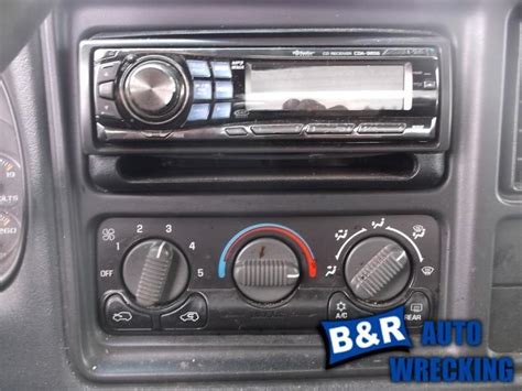 Sell Radiostereo For 00 Silverado 1500 ~ In Portland Oregon Us For Us 7497