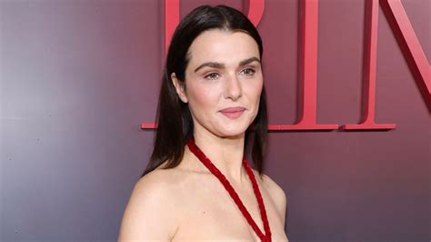 Rachel Weisz Sibling: A Look at Minnie - KahawaTungu