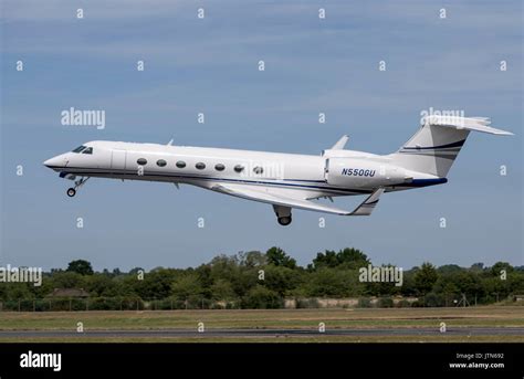 Gulfstream G V Sp N Gu Stock Photo Alamy