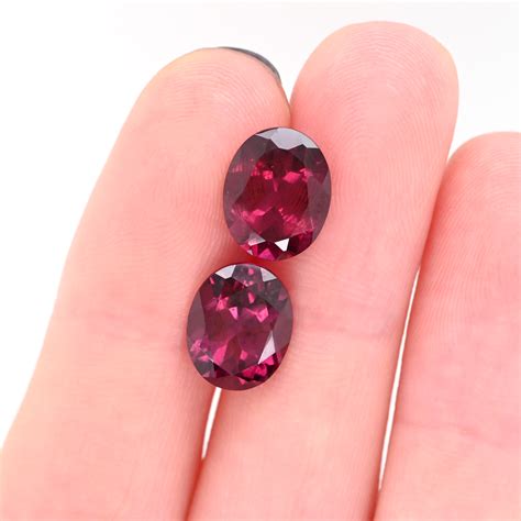 Raspberry Garnet Oval X Mm Matching Pair Approximately Carat