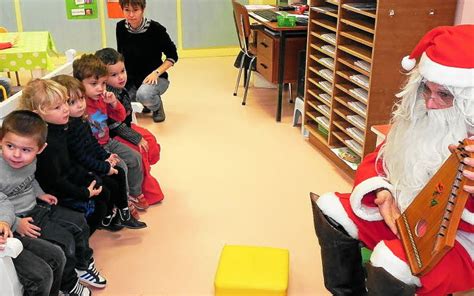 École Jean Guéhenno Visite surprise du Père Noël Le Télégramme