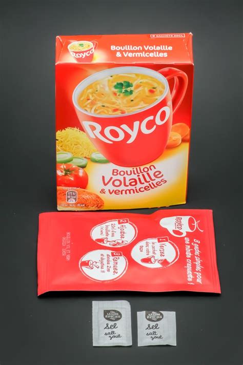 Sachet Individuel De Bouillon Volaille Royco Contient Dosettes