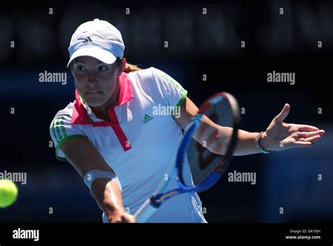 Belgium S Justine Henin In Action Against Russia S Svetlana Kuznetsova