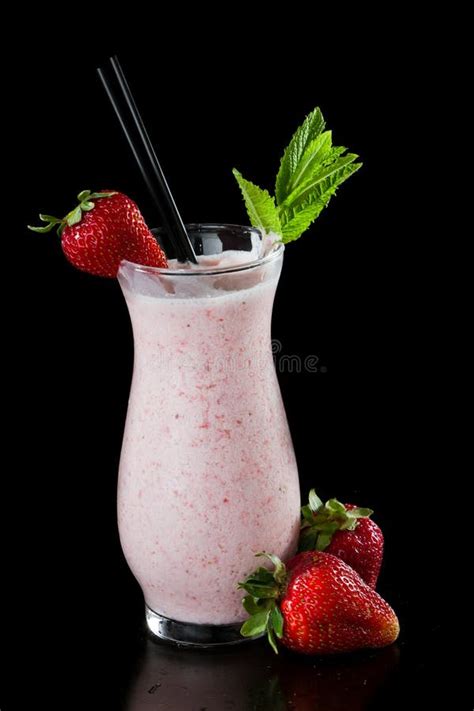 Strawberry Milk Shake Stock Photo Image Of Sugar Protein 31507022