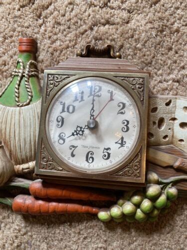 Vtg Homco Burwood Products New Haven Kitchen Clock Wine