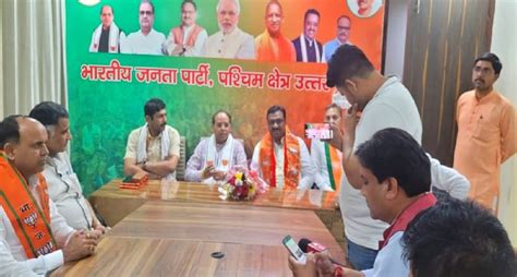 सपा को तगड़ा झटका कद्दावर नेता धर्म सिंह सैनी फिर से Bjp में शामिल