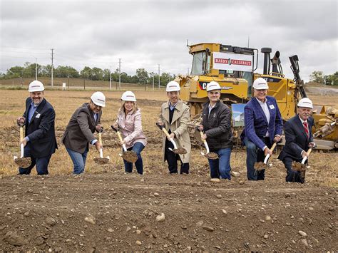 Ground broken for new chocolate factory | Brantford Expositor