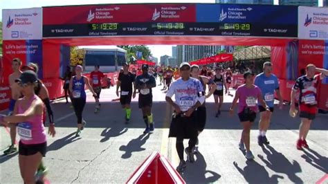 Chicago Marathon Finish Line 29: 5:17:50 – NBC Chicago