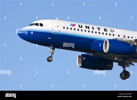 Airbus A Nose Landing Gear Banque D Image Et Photos Alamy