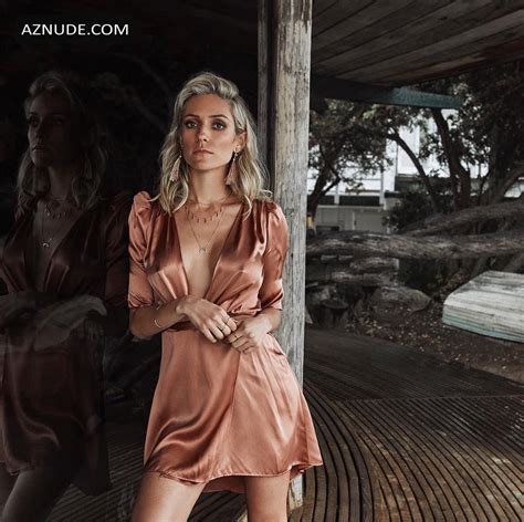 Kristin Cavallari Sexy Non Nude Photos AZNude
