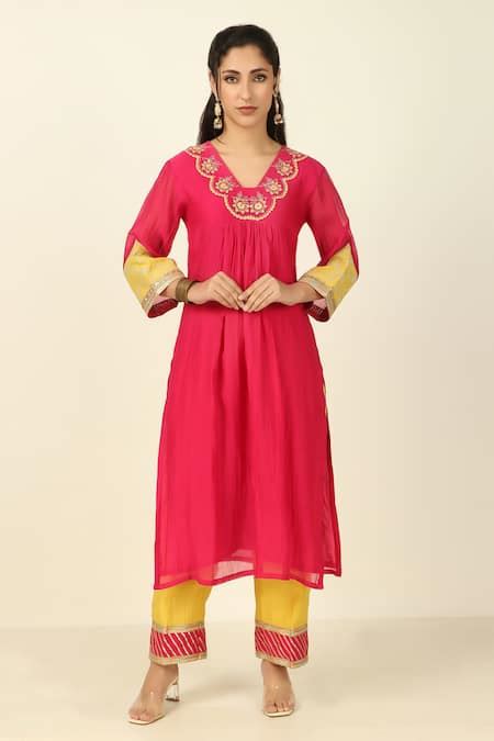 Buy Magenta Chanderi Embroidery Floral Glass Neck Kurta With Pant For