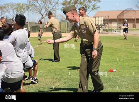 U S Marine Corps Col Thomas M Bedell The Commanding Officer Of