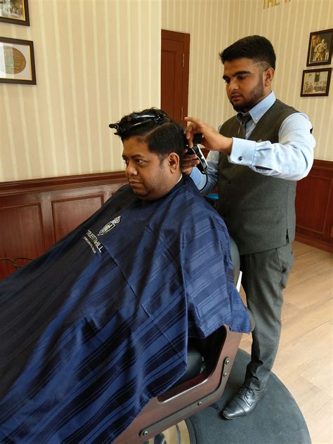 Truefitt Hill The Royal Hair Cut At World S Oldest Barber Shop